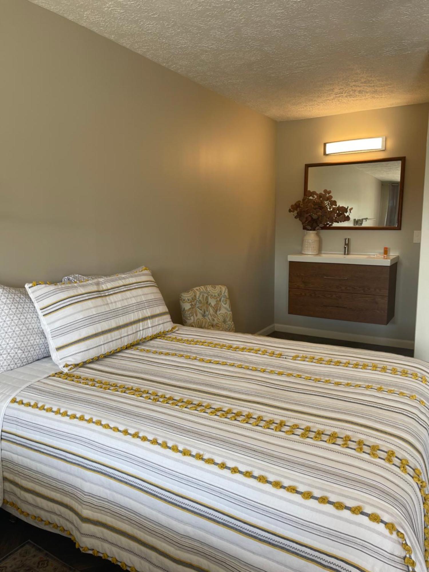 Hotel Lake Anna Glenora Luaran gambar